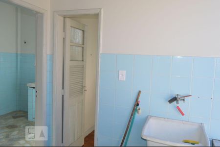Apartamento à venda com 100m², 2 quartos e 1 vagaCozinha e Área de Serviço