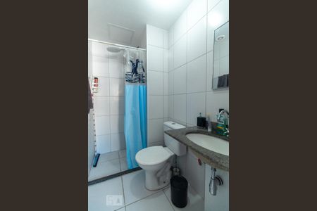 Banheiro de apartamento para alugar com 1 quarto, 33m² em Brás, São Paulo