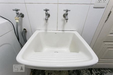 Casa à venda com 210m², 3 quartos e 4 vagasÁrea de Serviço