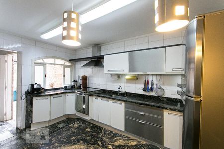 Casa à venda com 210m², 3 quartos e 4 vagasCozinha