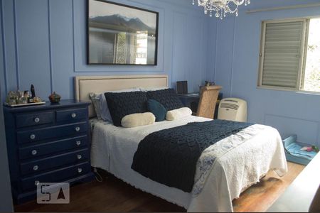 Apartamento à venda com 115m², 3 quartos e 2 vagasQuarto