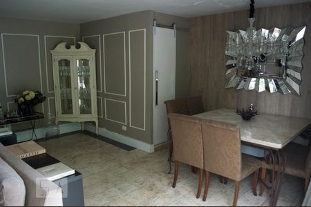 Apartamento à venda com 115m², 3 quartos e 2 vagasSala de Jantar