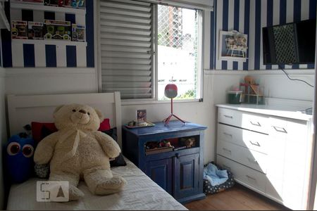 Apartamento à venda com 115m², 3 quartos e 2 vagasQuarto