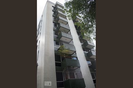 Apartamento à venda com 115m², 3 quartos e 2 vagasFachada