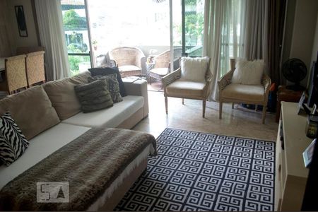 Apartamento à venda com 115m², 3 quartos e 2 vagasSala