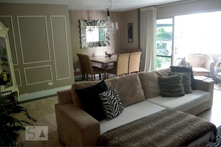 Apartamento à venda com 115m², 3 quartos e 2 vagasSala