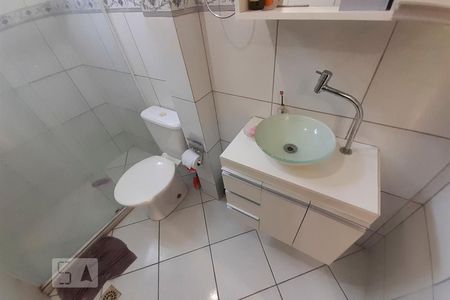 Casa à venda com 84m², 2 quartos e sem vaga Casa à venda com 84m², 2 quartos e sem vagaBanheiro Social