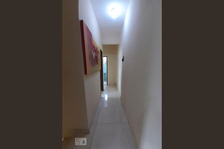 Casa à venda com 84m², 2 quartos e sem vaga Casa à venda com 84m², 2 quartos e sem vagaCorredor