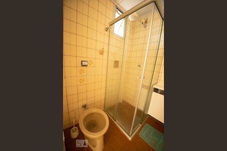 banheiro de apartamento à venda com 2 quartos, 65m² em Parque da Figueira, Campinas