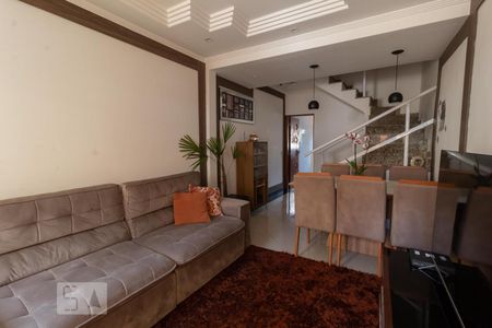 Sala de casa para alugar com 3 quartos, 150m² em Penha de França, São Paulo