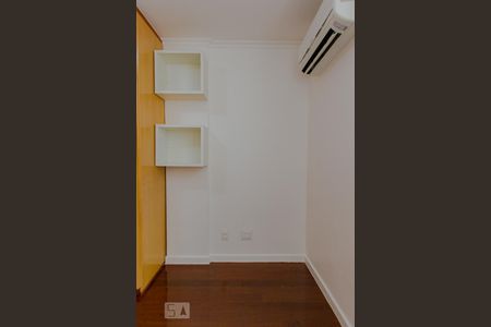 Apartamento à venda com 86m², 2 quartos e 1 vaga Apartamento à venda com 86m², 2 quartos e 1 vagaQuarto 1