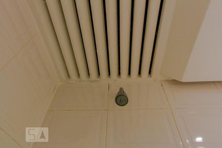 Apartamento à venda com 86m², 2 quartos e 1 vaga Apartamento à venda com 86m², 2 quartos e 1 vagaDetalhe do Banheiro da Suíte