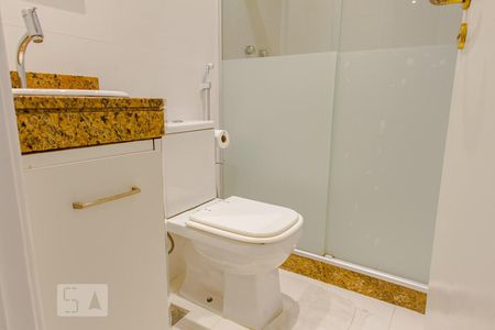 Apartamento à venda com 86m², 2 quartos e 1 vaga Apartamento à venda com 86m², 2 quartos e 1 vagaBanheiro Social