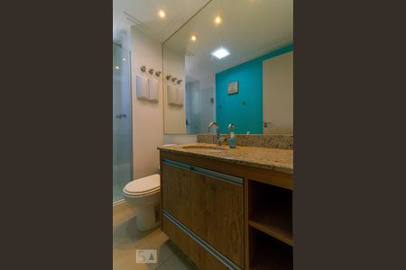 Apartamento para alugar com 83m², 3 quartos e 2 vagas Apartamento para alugar com 83m², 3 quartos e 2 vagasBanheiro Social