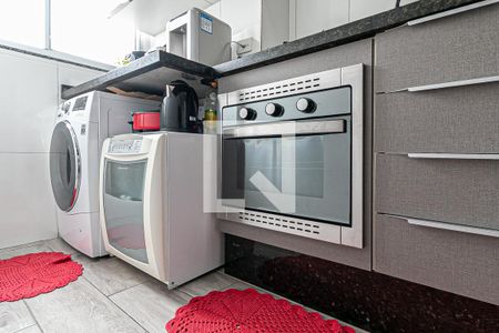 Apartamento à venda com 65m², 2 quartos e 1 vaga Apartamento à venda com 65m², 2 quartos e 1 vagaDetalhe da cozinha