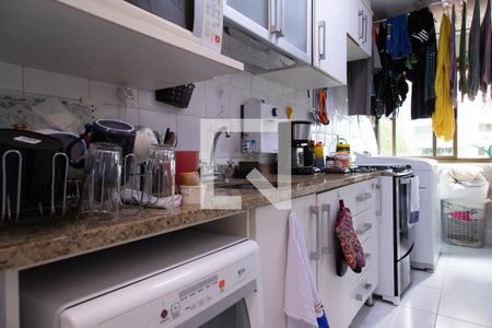 Apartamento para alugar com 105m², 3 quartos e 2 vagas Apartamento para alugar com 105m², 3 quartos e 2 vagasCozinha