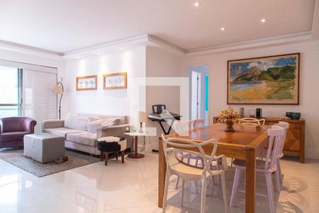 Sala de apartamento para alugar com 3 quartos, 105m² em Barra da Tijuca, Rio de Janeiro