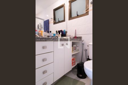 Apartamento para alugar com 105m², 3 quartos e 2 vagas Apartamento para alugar com 105m², 3 quartos e 2 vagasBanheiro da suíte