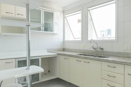 Apartamento para alugar com 70m², 2 quartos e 2 vagasCozinha