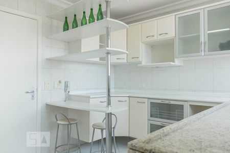 Apartamento para alugar com 70m², 2 quartos e 2 vagasCozinha