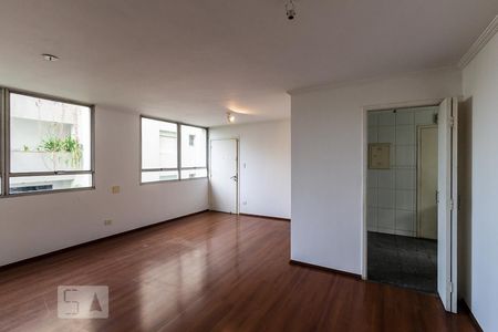 Apartamento para alugar com 120m², 3 quartos e 2 vagasSala