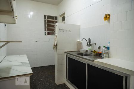 Apartamento à venda com 122m², 3 quartos e sem vagaCozinha
