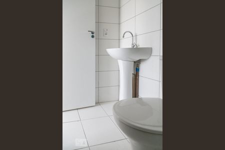 Studio para alugar com 27m², 1 quarto e sem vaga Studio para alugar com 27m², 1 quarto e sem vagaBanheiro
