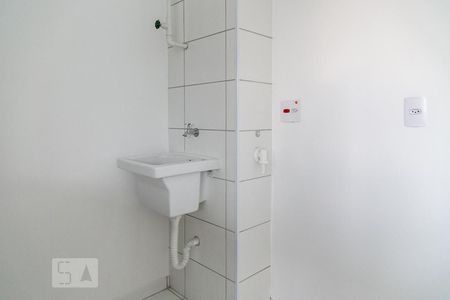 Studio para alugar com 27m², 1 quarto e sem vaga Studio para alugar com 27m², 1 quarto e sem vagaÁrea de serviço