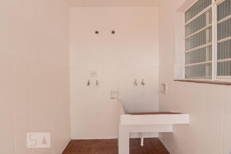 Casa para alugar com 75m², 2 quartos e sem vagaÁrea de Serviço