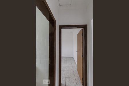 Corredor de casa para alugar com 2 quartos, 75m² em Vila Aricanduva, São Paulo
