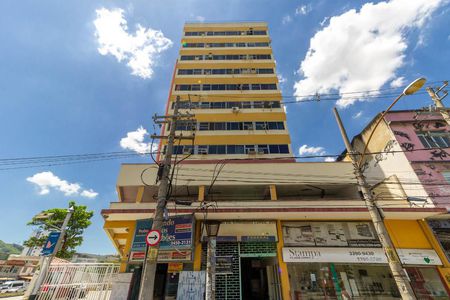 Apartamento para alugar com 80m², 2 quartos e 1 vaga Apartamento para alugar com 80m², 2 quartos e 1 vagaFachada