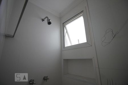 Chuveiro de apartamento para alugar com 4 quartos, 125m² em Vila Suzana, São Paulo