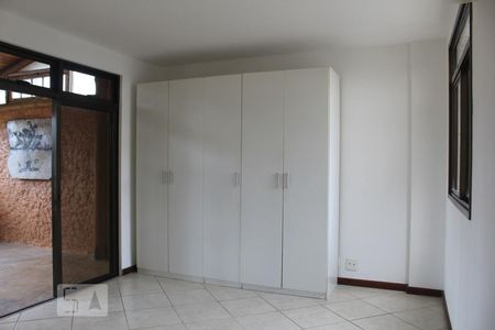 Apartamento à venda com 180m², 3 quartos e 2 vagasSuíte 1