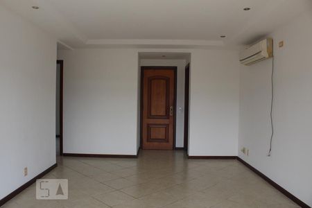 Apartamento à venda com 180m², 3 quartos e 2 vagasSala