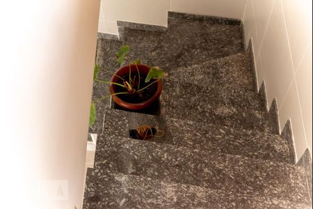 Casa à venda com 380m², 4 quartos e 10 vagasEscada