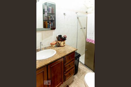 Casa à venda com 380m², 4 quartos e 10 vagasBanheiro 2 - Casa 1