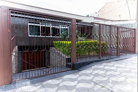 Casa à venda com 380m², 4 quartos e 10 vagasFachada