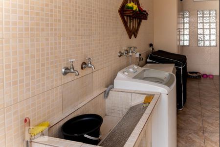 Casa à venda com 380m², 4 quartos e 10 vagasÁrea de Serviço