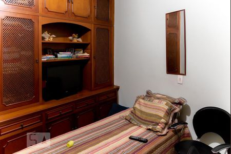 Casa à venda com 380m², 4 quartos e 10 vagasQuarto 2 - Casa 1