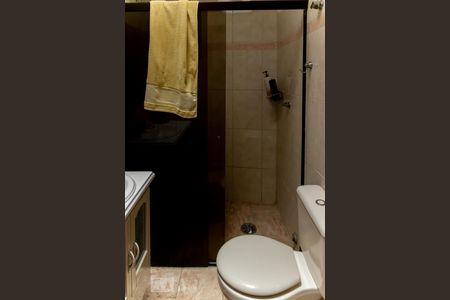 Casa à venda com 380m², 4 quartos e 10 vagasBanheiro 1 - Casa 1