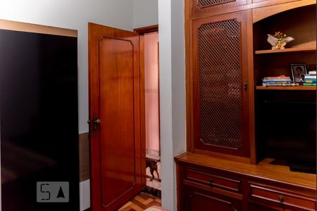 Casa à venda com 380m², 4 quartos e 10 vagasQuarto 2 - Casa 1