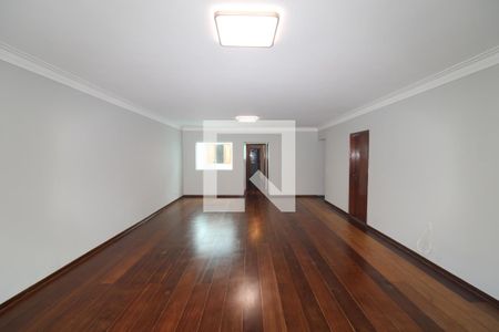 Sala de casa à venda com 7 quartos, 540m² em Jardim Franca, São Paulo