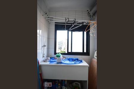 Apartamento à venda com 73m², 2 quartos e 2 vagasÁrea de serviço