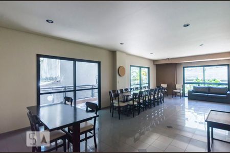 Apartamento à venda com 73m², 2 quartos e 2 vagasÁrea comum