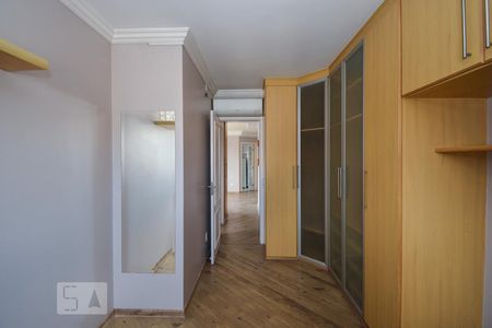Apartamento à venda com 73m², 2 quartos e 2 vagasQuarto 2 - suíte