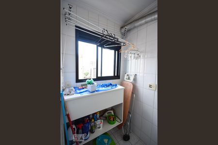 Apartamento à venda com 73m², 2 quartos e 2 vagasÁrea de serviço