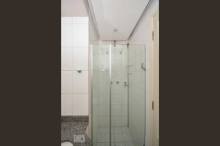 Apartamento à venda com 73m², 2 quartos e 2 vagasBanheiro 