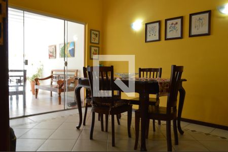 Casa à venda com 225m², 3 quartos e 3 vagasCopa