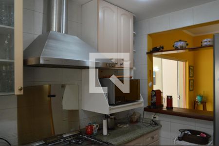 Casa à venda com 225m², 3 quartos e 3 vagasCozinha