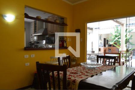 Casa à venda com 225m², 3 quartos e 3 vagasCopa